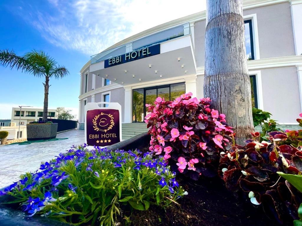 Ebbi Hotel Dhërmi エクステリア 写真